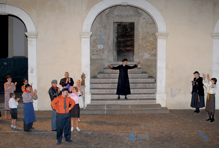 Claus Tröger: DON CAMILLO & PEPPONE