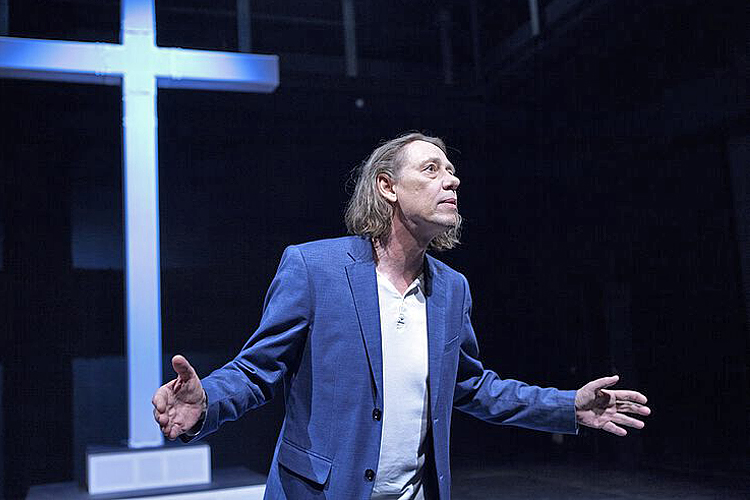 Claus Tröger: JUDAS